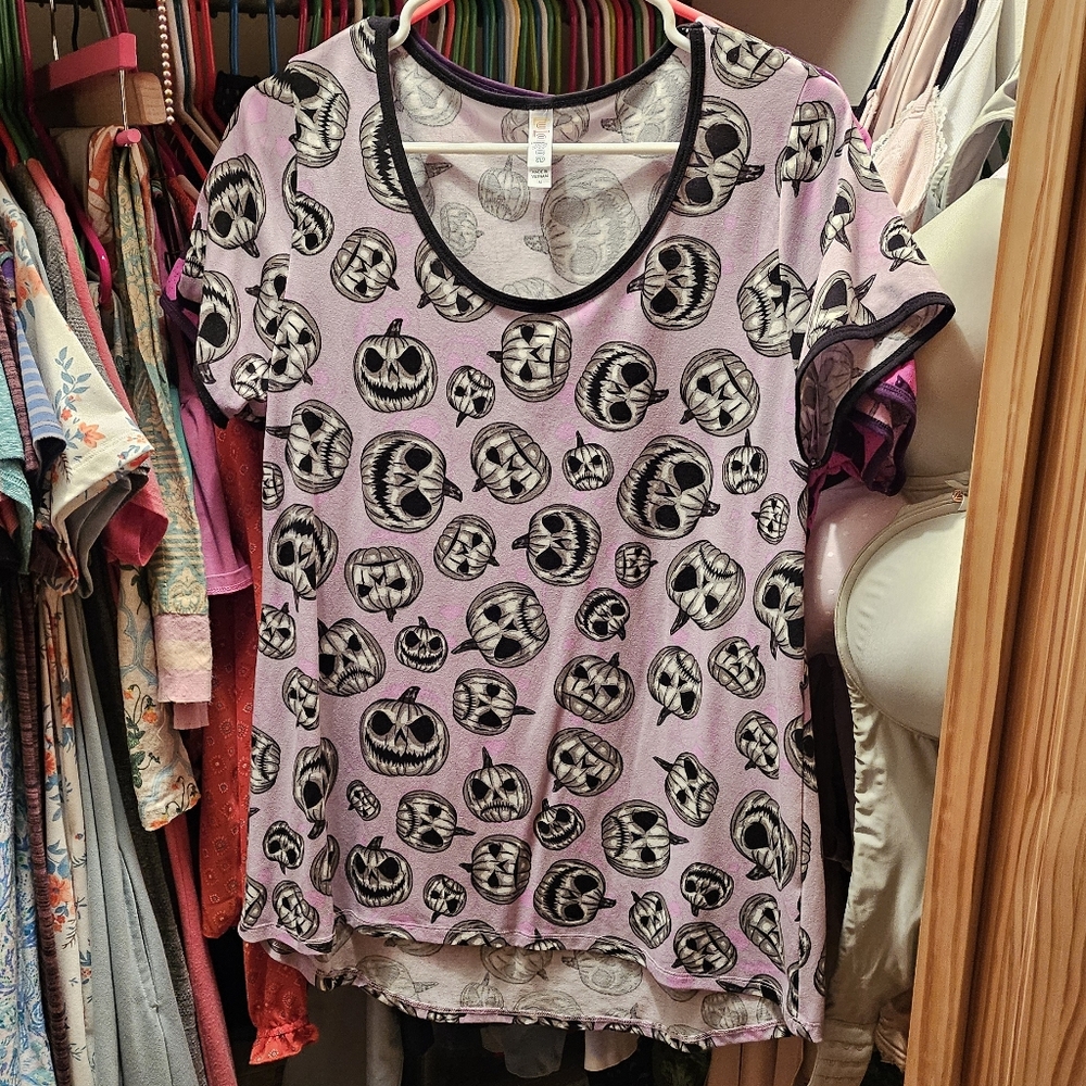 Lularoe Pumpkins Tee, Medium